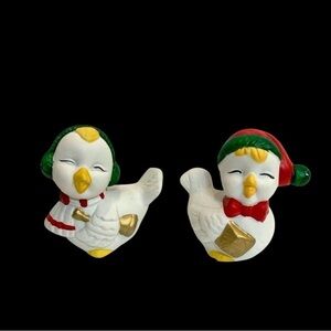 Vintage Singing Christmas Carol Songs Winter Birds Salt and Pepper Shakers Set